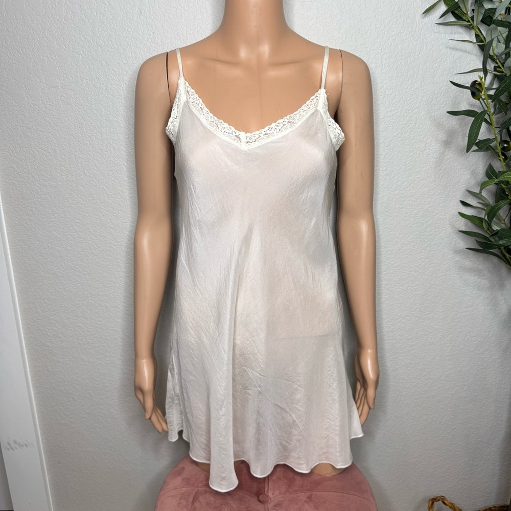 Johnny Was Cream Lace-Trim Chemise‎